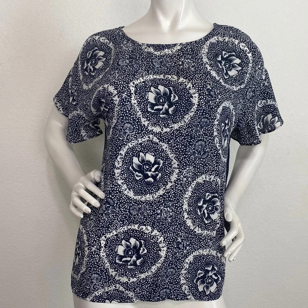 Loft Outlet Navy & White Bloomcore  Short Sleeve Floral Mixed Media Blouse M